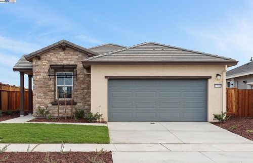 17822 Birchwood St, Manteca, CA, 95336 | Card Image
