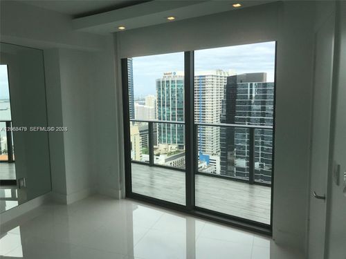 3003-1300 S Miami Ave, Miami, FL, 33130-4467 | Card Image
