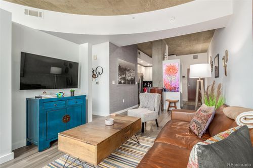 1023-1700 Bassett St, Denver, CO, 80202-1921 | Card Image