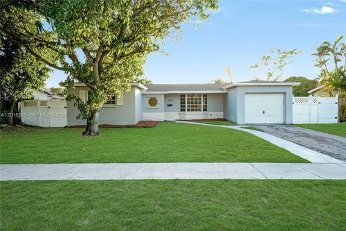 4301 Nw 35th Ave, Lauderdale Lakes, FL, 33309 | Card Image