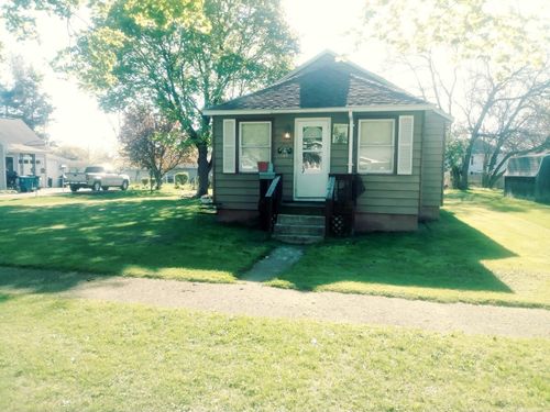 403 N Shield St, Knox, IN, 46534 | Card Image