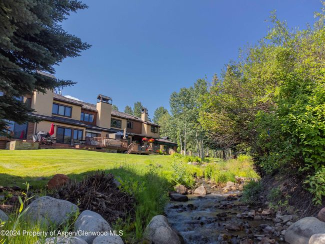 63 - 115 Harleston Grn, Townhouse with 2 bedrooms, 3 bathrooms and 1 parking in Snowmass Village CO | Image 4