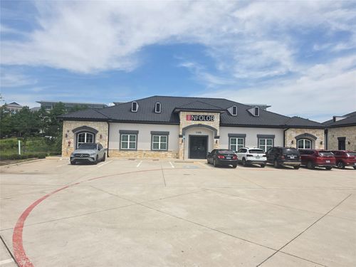 100-1193 W Carpenter Freeway, Irving, TX, 75039 | Card Image