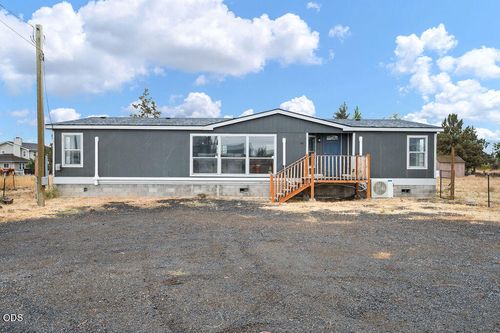 101 Ne Daisy St, Madras, OR, 97741-9570 | Card Image
