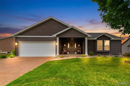 1718 Highgrove Dr, O Fallon, MO, 63366-4362 | Card Image