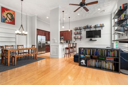unit-40-215 Harvard St, Medford, MA, 02155-6259 | Card Image