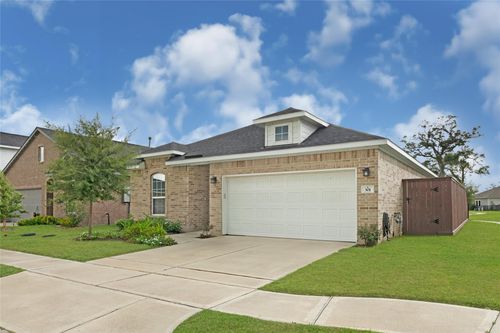 301 Prairie Grass Trl, Clute, TX, 77531-1549 | Card Image