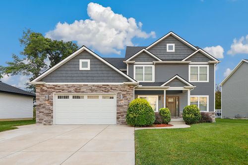 1070 Lakeview Dr, Hobart, IN, 46342 | Card Image