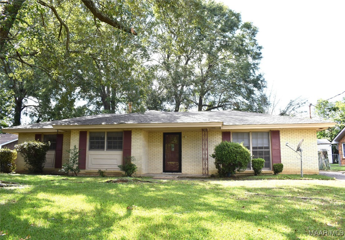 Forestdale Dr, Montgomery, AL 36109