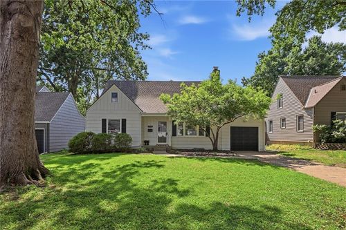 5516 Rosewood St, Roeland Park, KS, 66205-2825 | Card Image