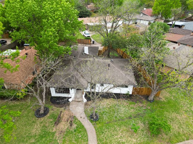 5726 Enchanted Ln, House other with 4 bedrooms, 2 bathrooms and null parking in Dallas TX | Image 25
