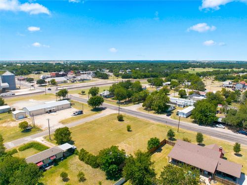 000 5th St, Crawford, TX, 76638 | Card Image