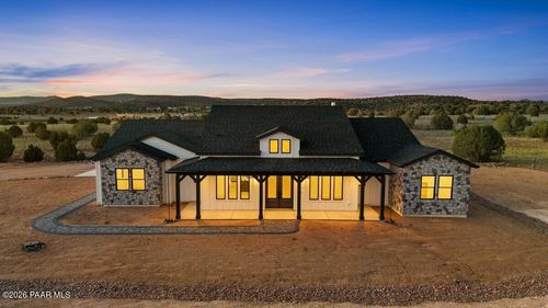 1170 E Cougar Ridge Rd, Paulden, AZ, 86334-6005 | Card Image