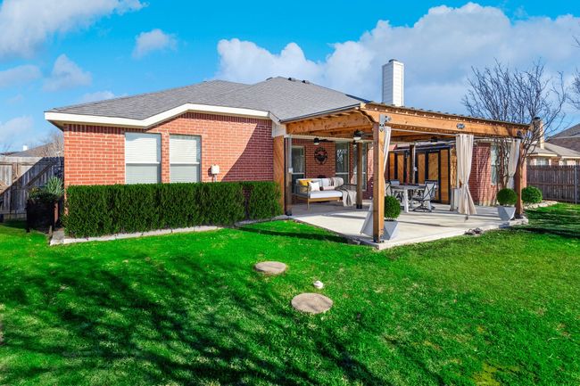 Virtually staged plantings and added furnishings | Image 24