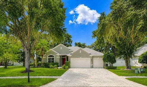 105 E Blue Water Edge Dr, EUSTIS, FL, 32736-2250 | Card Image
