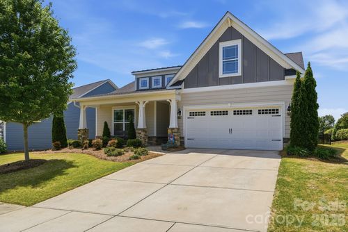 311 Conservancy Dr, Belmont, NC, 28012-6304 | Card Image
