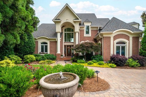 141-18100 Watercraft Pl, Cornelius, NC, 28031-7620 | Card Image