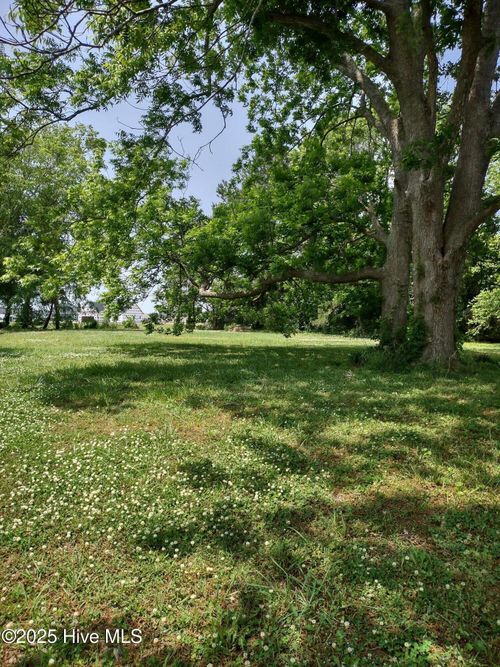 1671 Caratoke Hwy, Moyock, NC, 27958-8725 | Card Image