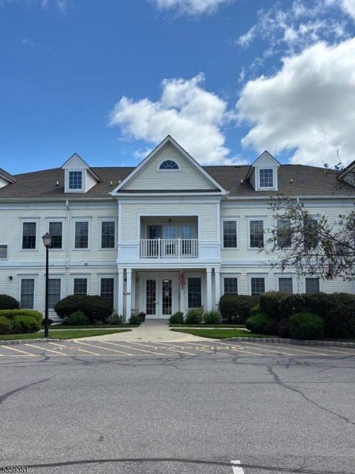 6006 Brookfield Glen Dr, Belvidere, NJ, 07823-2857 | Card Image