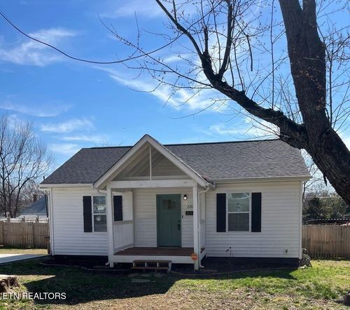 530 Watauga Ave, Knoxville, TN, 37917-3627 | Card Image