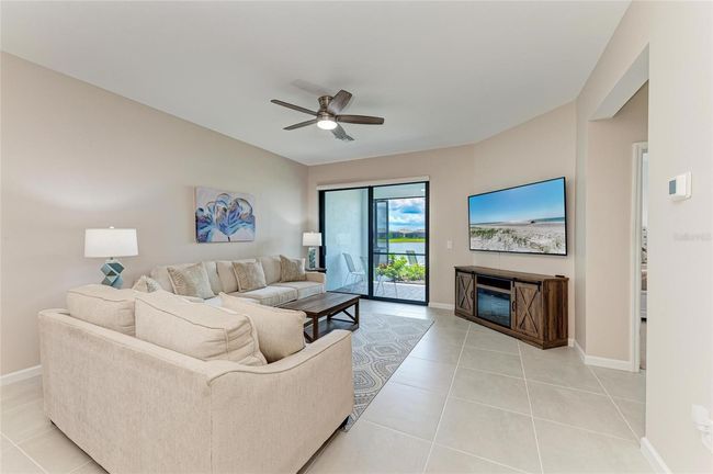 14672 Misty Pond Loop, House other with 2 bedrooms, 2 bathrooms and null parking in NOKOMIS FL | Image 12
