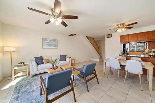 542 Beverly Pl, San Marcos, CA, 92078-3757 | Card Image