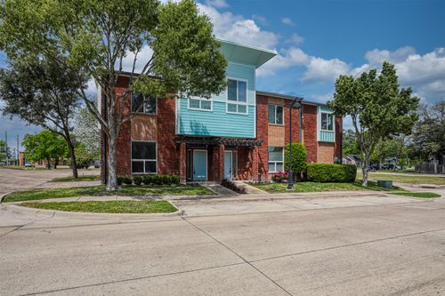 107 N Merrill Ave, Duncanville, TX, 75116-3656 | Card Image