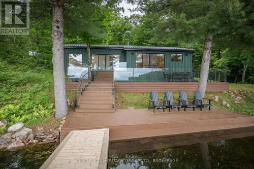 1452 Leggat Lake Rd, Sharbot Lake, ON, K0H2P0 | Card Image
