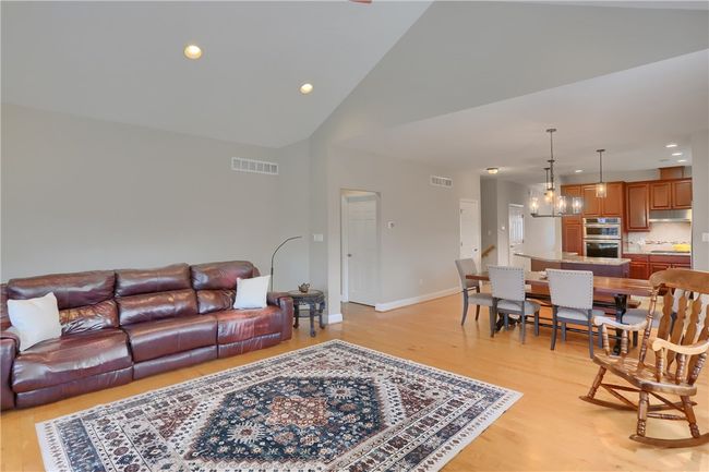 217 Patriots Way, House other with 3 bedrooms, 3 bathrooms and 2 parking in Mars PA | Image 19