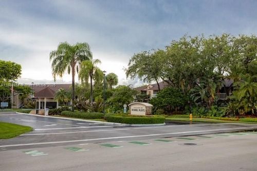 19-4770 Nw 102nd Ave, Doral, FL, 33178-2237 | Card Image