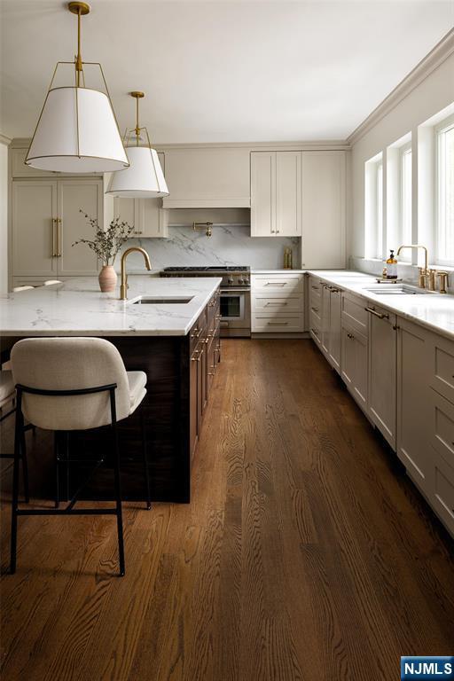 Residential in Ridgewood 3