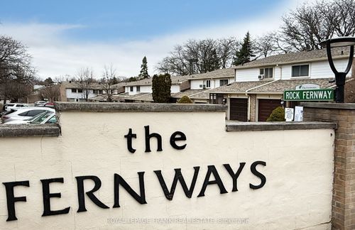 3 Rock Fern Way, North York, ON, M2J4N9 | Card Image