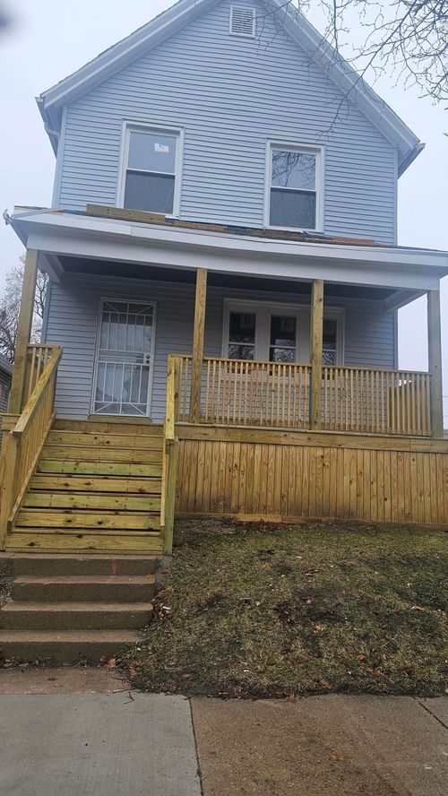 2643 N 24th St, Milwaukee, WI, 53206-1052 | Card Image