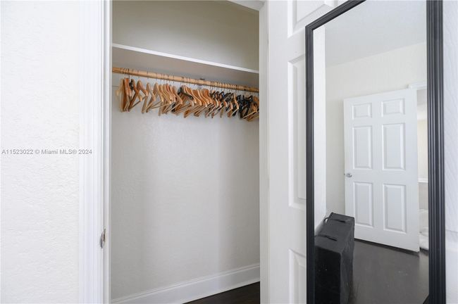 APT-4 - 7334 Harding Ave, Condo with 1 bedrooms, 1 bathrooms and null parking in Miami Beach FL | Image 6