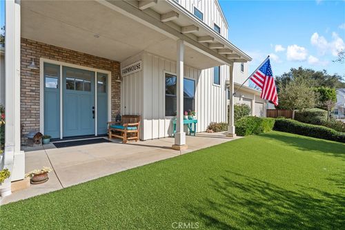 10868 Bee Cyn, Chatsworth, CA, 91311-2142 | Card Image