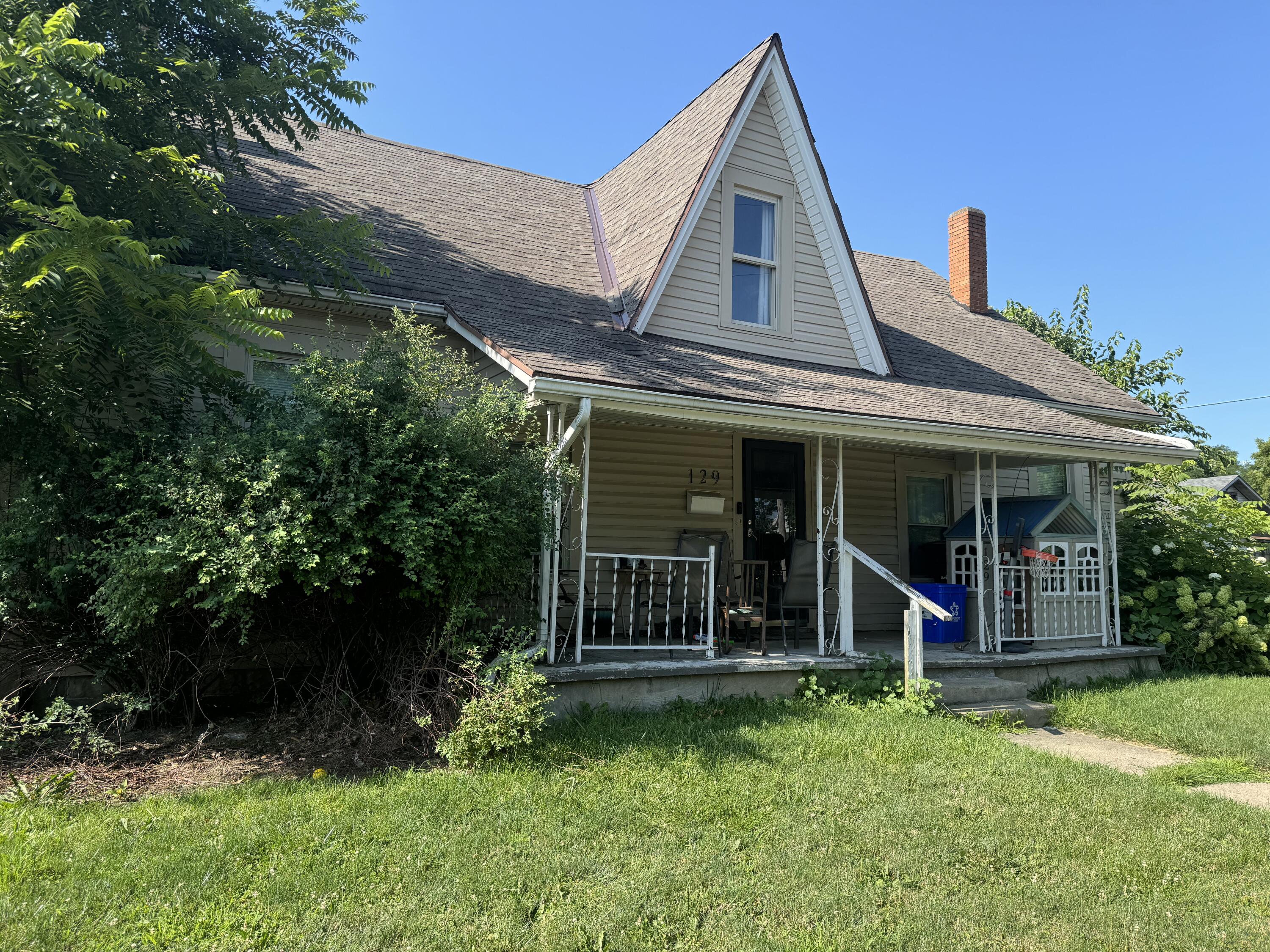 Arnold Ave, Bellefontaine, OH 43311