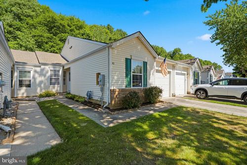 40 Peppergrass Dr N, MOUNT LAUREL, NJ, 08054-6908 | Card Image