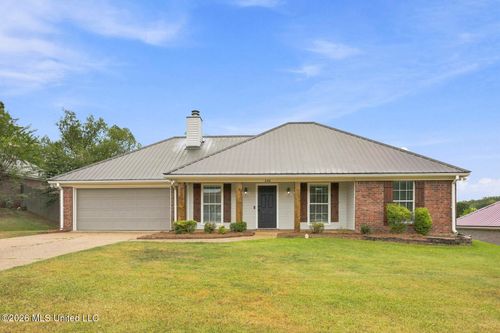 220 Shadow Creek Drive, Florence, MS, 39073 | Card Image