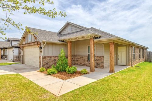 3621 Cassidy Dr, Norman, OK, 73069-5078 | Card Image