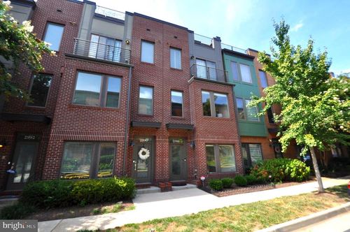 2988 Stella Blue Ln, FAIRFAX, VA, 22031-2257 | Card Image