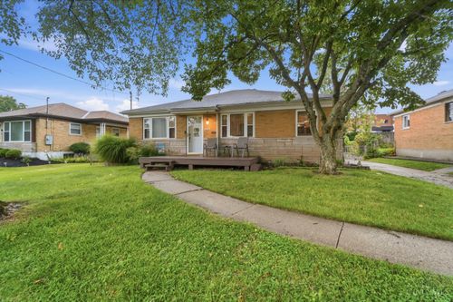 5889 Willow Oak Ln, Cincinnati, OH, 45239 | Card Image