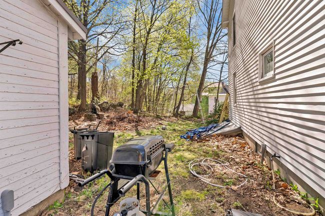 36 Dixon St, House other with 3 bedrooms, 1 bathrooms and null parking in Laconia NH | Image 35