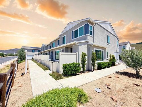 35104 Crop Pl, Fallbrook, CA, 92028-6546 | Card Image