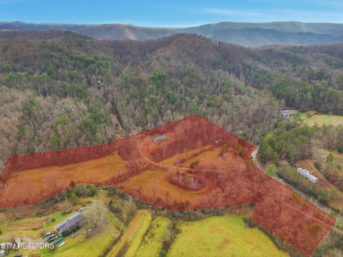 3522 Bogard Rd, Cosby, TN, 37722-3317 | Card Image