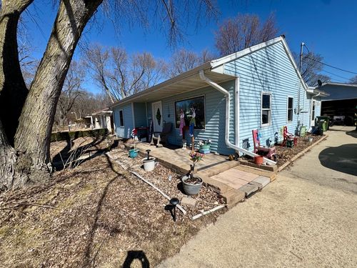 1308 Douglas Dr, STERLING, IL, 61081-1832 | Card Image