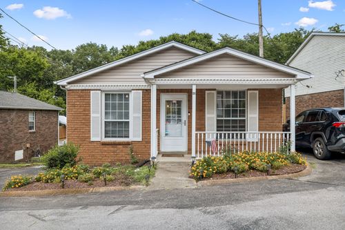 126 Five Oaks Dr, Nashville, TN, 37217-1219 | Card Image