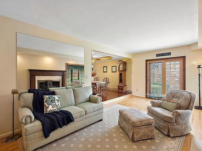 29111 Desmond Dr, House other with 4 bedrooms, 2 bathrooms and null parking in Warren MI | Image 5