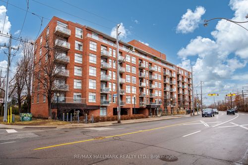 519-2495 Dundas St W, Toronto, ON, M6P1X4 | Card Image