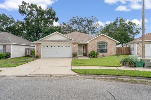 926 Scenic Oak Ln, Fort Walton Beach, FL, 32547-1926 | Card Image