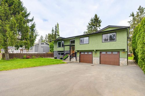 3696 197 St, Langley, BC, V3A1B3 | Card Image